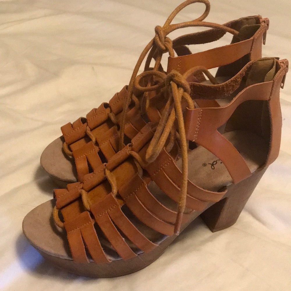 Qupid shoe 71/2